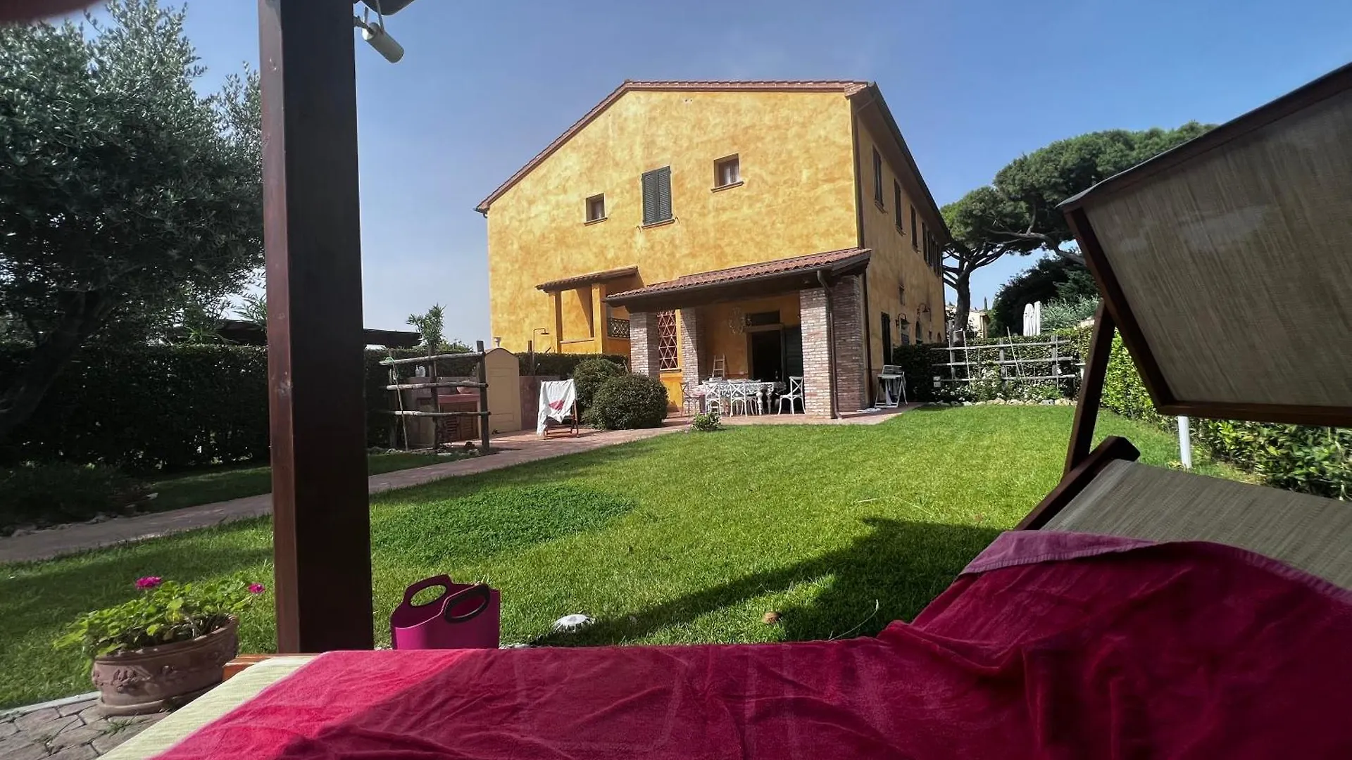 Alloggio La Fattoria Cecina